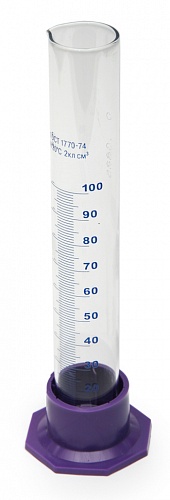 Цилиндр измерительный с носиком 100 мл, 3-100-2 с нос., на пласт. осн. Цилиндр измерительный с носиком 100 мл, 3-100-2 с нос., на пласт. осн.